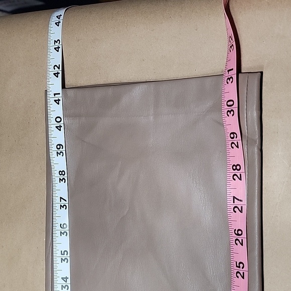 VERO MODA Size M Beige-y Taupe High Rise Faux Leather Pants, Exc. Used Cond - Picture 10 of 15